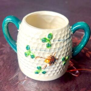 #Porcelain Beehive and clover
